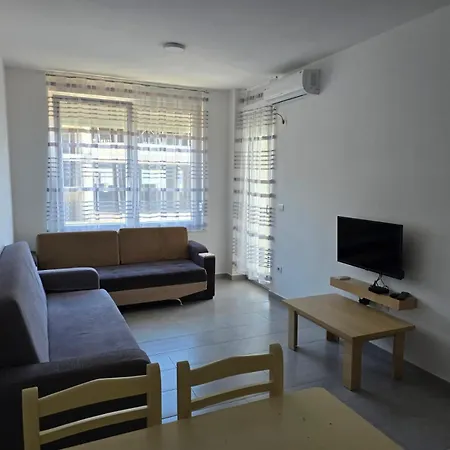 Apartman Roxhensi Shëngjin