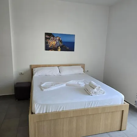 Apartman Roxhensi *