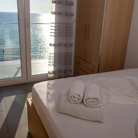 Apartman Roxhensi Shëngjin