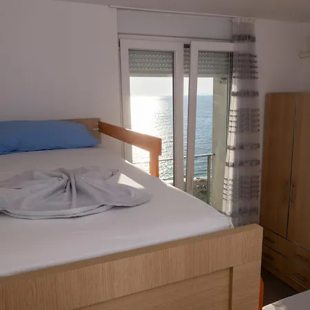 Roxhensi Apartment Shengjin