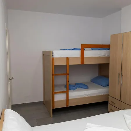 Apartment Roxhensi Shengjin