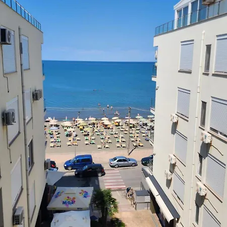 Roxhensi Apartman *