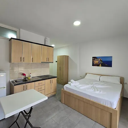 Roxhensi Apartman