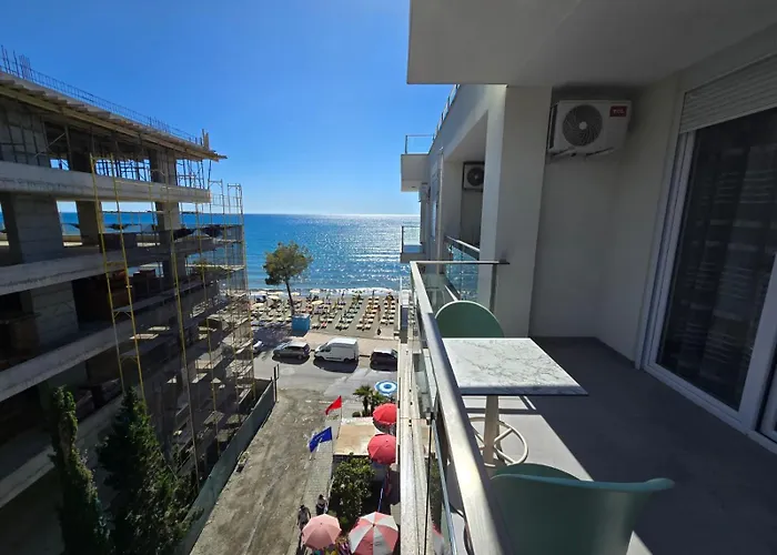 アパート Roxhensi Shëngjin