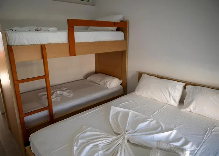 アパート Roxhensi Shëngjin