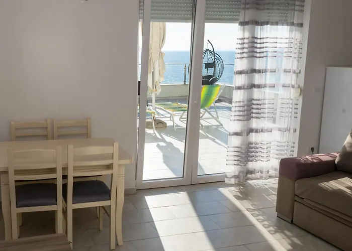 Roxhensi アパート *