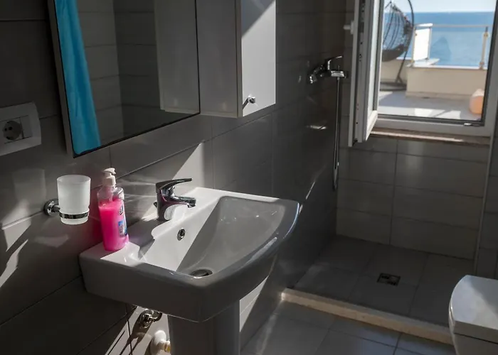 Roxhensi アパート *